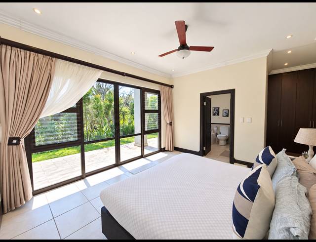4 BEDROOM TOWNHOUSE TO LET IN BALLITO CENTRAL